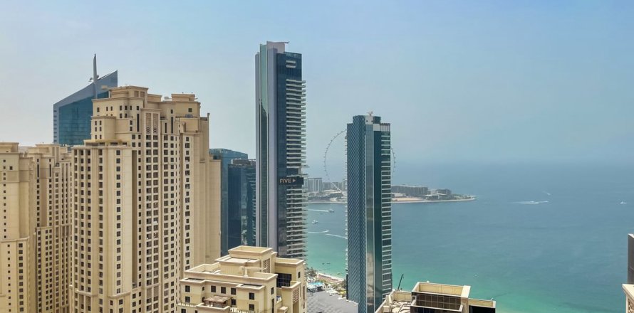 Katusekorter asukohaga Dubai, AÜE: 4 magamistoaga, 531 m² Nr 689199