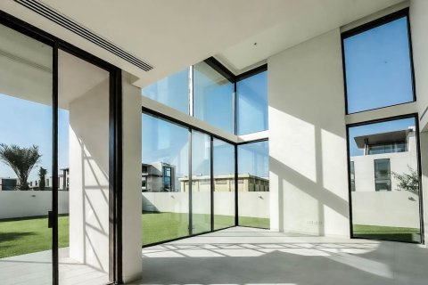 Villa à louer à Dubai, EAU 4 chambres, 578.53 m2 № 750683 - photo 5