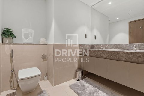 דירה להשכרה ב Downtown Dubai (Downtown Burj Dubai), Dubai, איחוד האמירויות  2 חדרי שינה, 103.22 מ"ר, מספר 759658 - תמונה 15