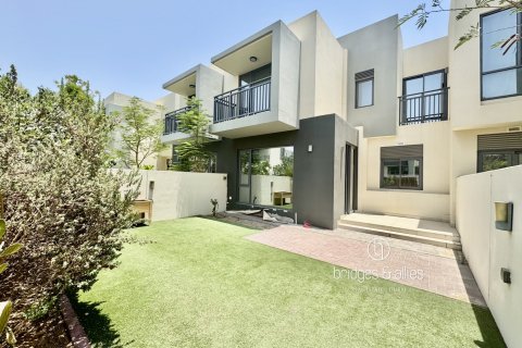 Villa itt: Dubai Hills Estate, EAE, 3 hálószoba, 199.2 m², azonosító: 669263 - fénykép 25