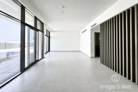 Huvila Al Furjan, Dubai, Arabiemiraatit 5 makuuhuonetta, 659.7 m2 № 669262 - kuva 3