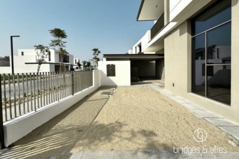 Huvila Al Furjan, Dubai, Arabiemiraatit 5 makuuhuonetta, 659.7 m2 № 669262 - kuva 16