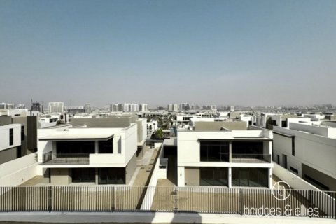 Huvila Al Furjan, Dubai, Arabiemiraatit 5 makuuhuonetta, 659.7 m2 № 669262 - kuva 21