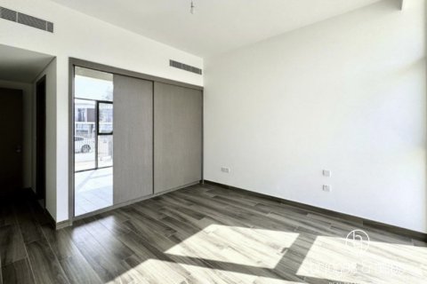 Huvila Al Furjan, Dubai, Arabiemiraatit 5 makuuhuonetta, 659.7 m2 № 669262 - kuva 14