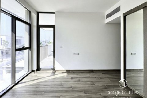 Huvila Al Furjan, Dubai, Arabiemiraatit 5 makuuhuonetta, 659.7 m2 № 669262 - kuva 13