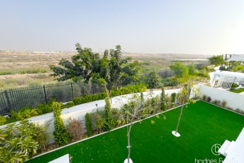 Vila u gradu Dubai, UAE 5 spavaće sobe, 536.3 m2 Br. 669260 - Slika 12