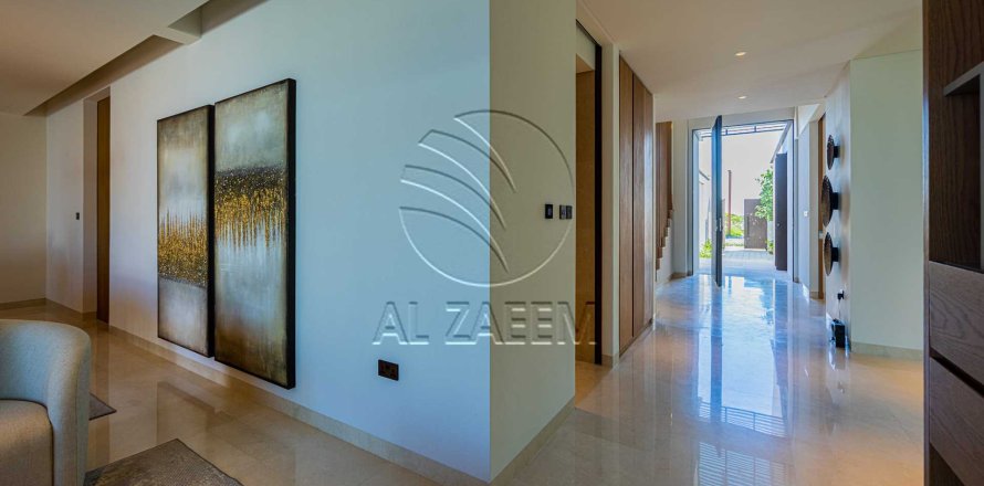 Villa i Saadiyat Island, Abu Dhabi, Emiratene 5 soverom, 1005 kvm nr. 725717