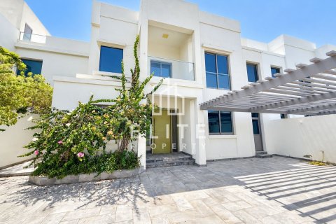 Σπίτι σε Umm Suqeim, Dubai, ΗΑΕ 3 υπνοδωμάτια, 288 τ.μ. Αρ. 764634