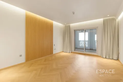 Apartamento en alquiler en Palm Jumeirah, Dubai, EAU 3 dormitorios, 230 m2 № 661184 - foto 11