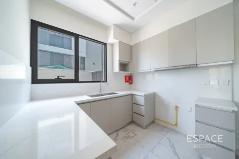 Vila v Al Furjan, Dubai, SAE 5 spální, 414 m2 č. 661182 - Fotografia 4