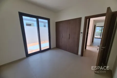 וילה להשכרה ב Tilal Al Ghaf, Dubai, איחוד האמירויות  4 חדרי שינה, 219 מ"ר, מספר 661185 - תמונה 10