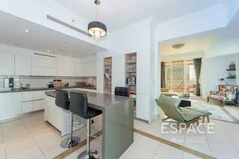 Apartemen di Dubai Marina, UEA 3 kamar tidur, 263 m2 nomor 661183 - foto 4