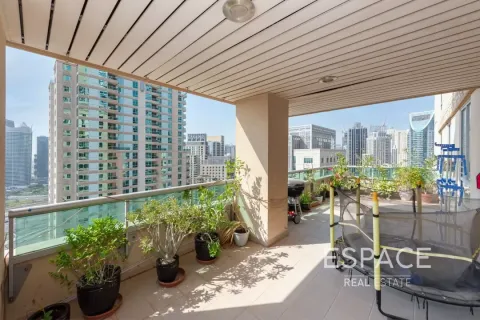 Apartemen di Dubai Marina, UEA 3 kamar tidur, 263 m2 nomor 661183 - foto 9
