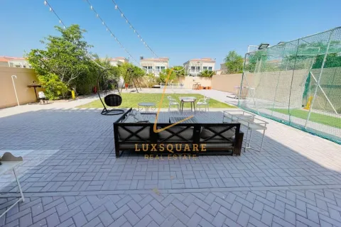 Villa en alquiler en Jumeirah Village Circle, Dubai, EAU 3 dormitorios, 729 m2 № 658730 - foto 28