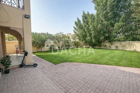 Jumeirah Village Triangle, Dubai, संयुक्त अरब अमीरात में विला, 2 बेडरूम, 250 वर्ग मीटर, संख्या 706766 - फ़ोटो 21