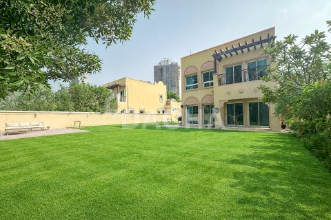 Jumeirah Village Triangle, Dubai, संयुक्त अरब अमीरात में विला, 2 बेडरूम, 250 वर्ग मीटर, संख्या 706766 - फ़ोटो 22