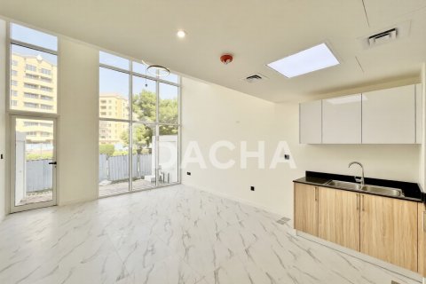 Kaupunkipientalo Dubai Investment Park, Arabiemiraatit 4 makuuhuonetta, 80 m2 № 706842 - kuva 9