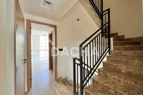 Kaupunkipientalo Dubai Investment Park, Arabiemiraatit 4 makuuhuonetta, 80 m2 № 706842 - kuva 4