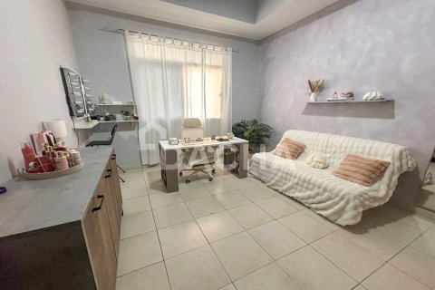 Jumeirah Village Circle, Dubai, UAE의 판매용 아파트 침실 3개, 250제곱미터 번호 706845 - 사진 12