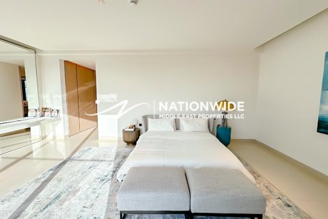 Vila di Abu Dhabi, UAE 4 bilik tidur, 720 meter persegi № 687719 - foto 12