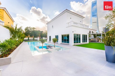 Villa til leie i Dubai, Emiratene 5 soverom, 801.7 kvm Nr. 687528 - Foto 9
