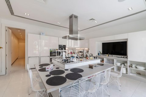 Villa te koop in Al Barari, Dubai, VAE 4 slaapkamers, 908 vr.m., nr 653282 - foto 23