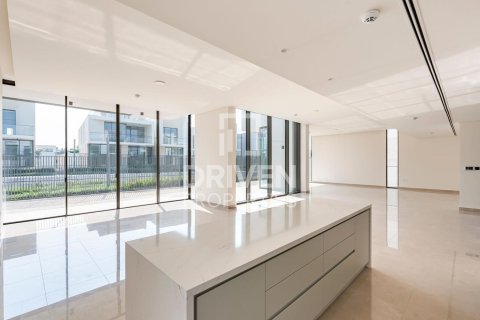 Vila di Dubai Hills Estate, UAE 5 bilik tidur, 652 meter persegi № 653281 - foto 1