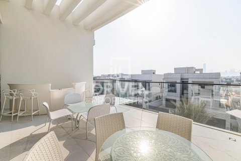 Villa till försäljning i Jumeirah Park, Dubai, UAE 6 sovrum, 792 kvm Nr. 653623 - fotografi 28