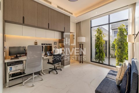 Villa till försäljning i Jumeirah Park, Dubai, UAE 6 sovrum, 792 kvm Nr. 653623 - fotografi 20