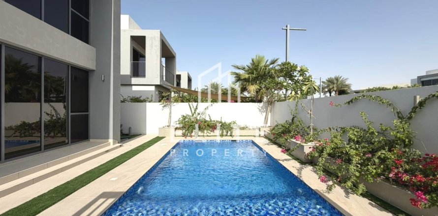 Vila u gradu Dubai Hills Estate, Dubai, UAE 4 spavaće sobe, 327 m2 Br. 759992