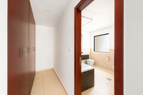 Müüa korter asukohaga Jumeirah Beach Residence, Dubai, AÜE: 3 magamistoaga, 178.3 m² Nr 759789 - pilt 14
