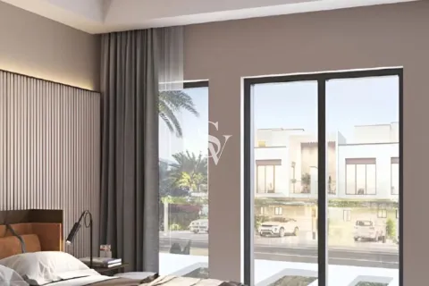 Řadový dům v Dubai Investment Park, SAE 5 ložnice, 220 m² Č.: 740037 - fotografie 2