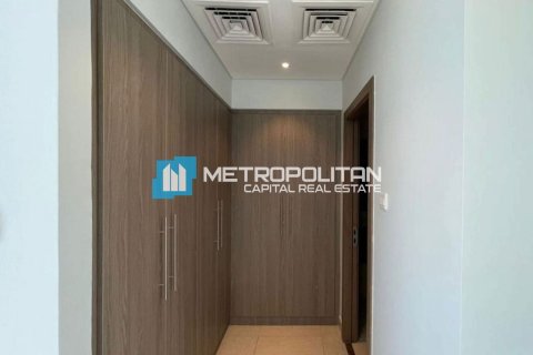 Vila v Abu Dhabi, SAE 5 spální, 423.3 m2 č. 651733 - Fotografia 5