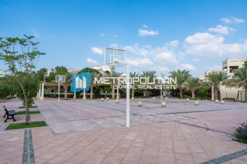 Vila v Abu Dhabi, SAE 5 spální, 423.3 m2 č. 651733 - Fotografia 10