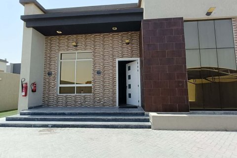 Villa til leie i Al Hamra Village, Ras Al Khaimah, Emiratene 3 soverom, 186 kvm Nr. 656279 - Foto 16