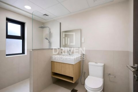 Vila di Umm Suqeim, Dubai, UAE 4 bilik tidur, 408.31 meter persegi № 745401 - foto 16