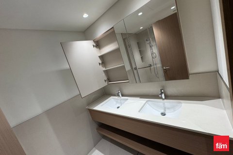 Huoneisto Dubai, Arabiemiraatit 2 makuuhuonetta, 94.9 m2 № 669743 - kuva 18