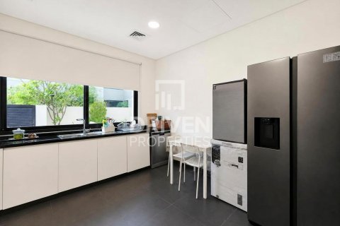 Villa zum Verkauf in DAMAC Hills (Akoya by DAMAC), Dubai, VAE 4 Schlafzimmer, 457.55 m2 Nr. 741801 - Foto 8