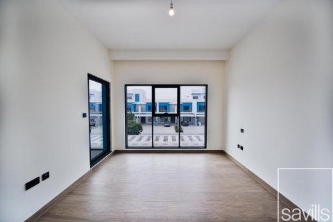 Townhouse in Damac Lagoons, Dubai, UAE 5 bedrooms, 144 sq.m. № 681118 - photo 3