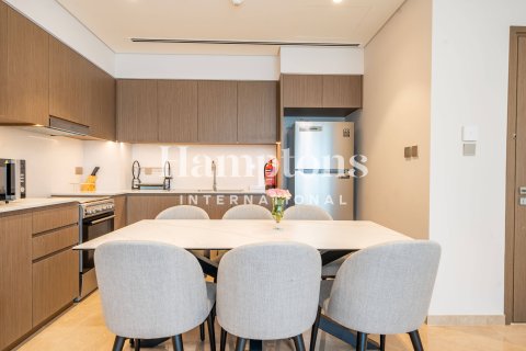 Apartamento en alquiler en Palm Jumeirah, Dubai, EAU 2 dormitorios, 111.57650300 m2 № 651124 - foto 1