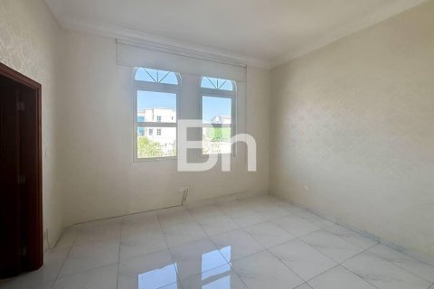 Vila u Al Nahyan, Abu Dhabi, UAE 3 spavaćih soba, 488 m2 Br. 642503 - fotografija 6