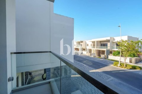 Huvila Yas Island, Abu Dhabi, Arabiemiraatit 4 makuuhuonetta, 610 m2 № 642502 - kuva 10