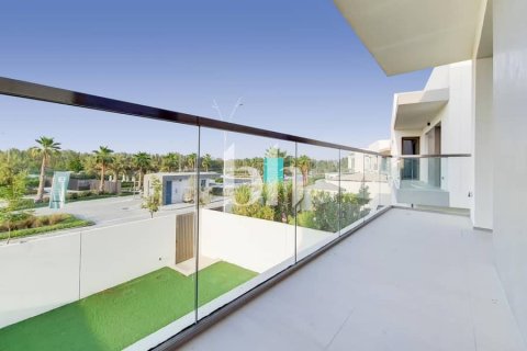 Huvila Yas Island, Abu Dhabi, Arabiemiraatit 4 makuuhuonetta, 610 m2 № 642502 - kuva 2