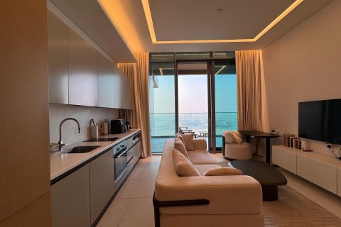 דירה למכירה ב Business Bay, Dubai, איחוד האמירויות  63 מ"ר, מספר 696252 - תמונה 2