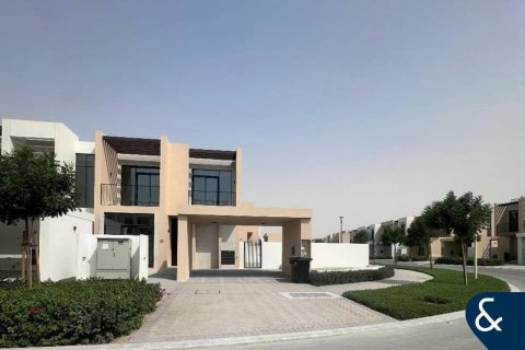 Vila u gradu Dubai South (Dubai World Central), Dubai, UAE 4 spavaće sobe, 223 m2 Br. 668477 - Slika 1
