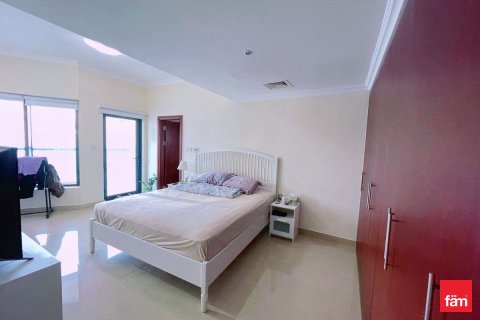 Apartament de închiriat în Dubai Marina, Dubai, EAU 3 dormitoare, 180.6 mp.  №712729 - poză 10