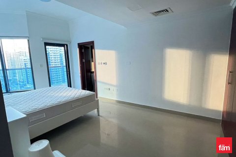 Apartament de închiriat în Dubai Marina, Dubai, EAU 3 dormitoare, 180.6 mp.  №712729 - poză 11