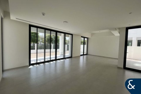 וילה להשכרה ב Arabian Ranches 3, Dubai, איחוד האמירויות 4 חדרי שינה, 450 מ"ר, מספר 668422 - תמונה 3