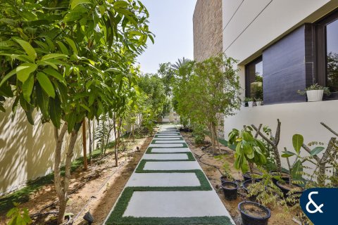 Villa DAMAC Hills (Akoya by DAMAC), Dubaijā, AAE 6 istabas, 1000 m2 Nr. 668410 - attēls 19