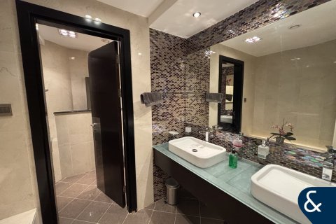 Appartement à louer à Dubai Marina, Dubai, EAU 3 chambres, 357 m2 № 668408 - photo 8